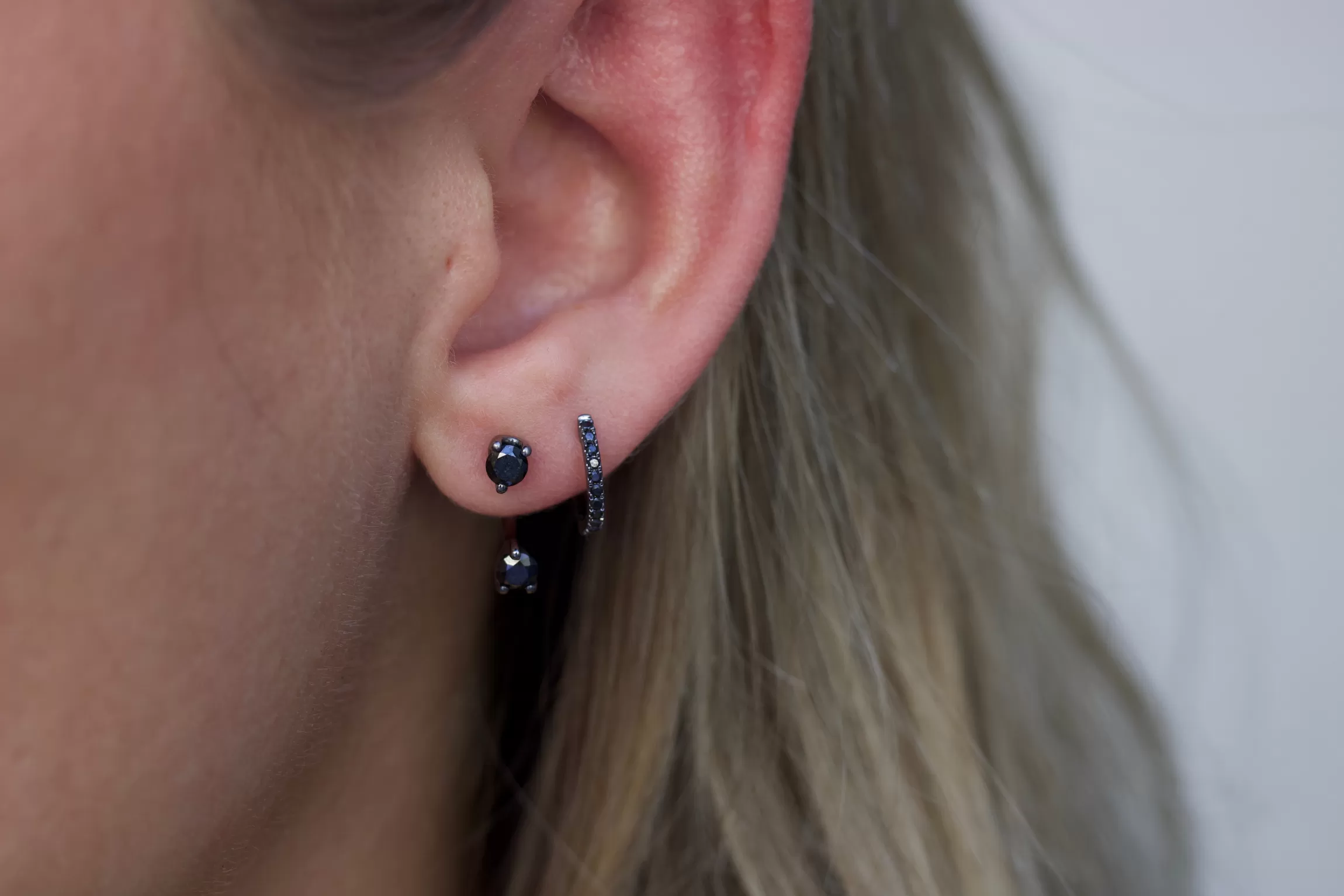 Anita Ko BLACK DIAMOND ORBIT EARRING