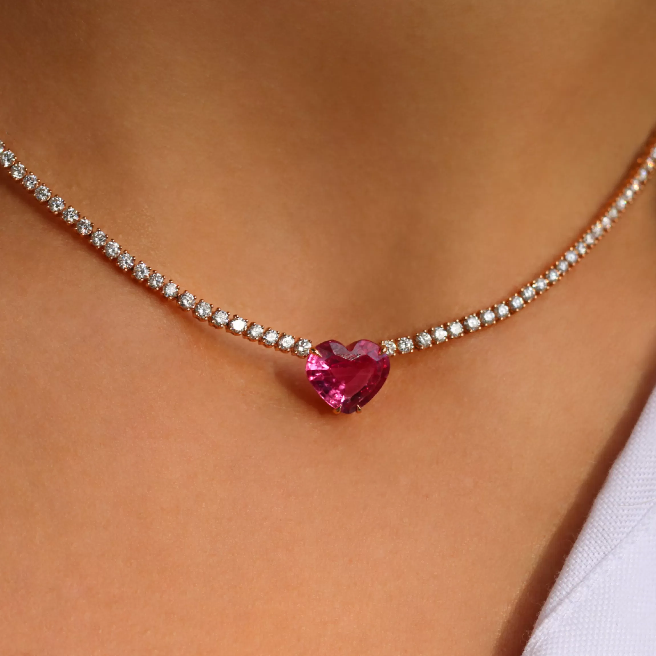 Anita Ko DIAMOND HEPBURN NECKLACE WITH HEART SHAPED PINK SAPPHIRE CENTER