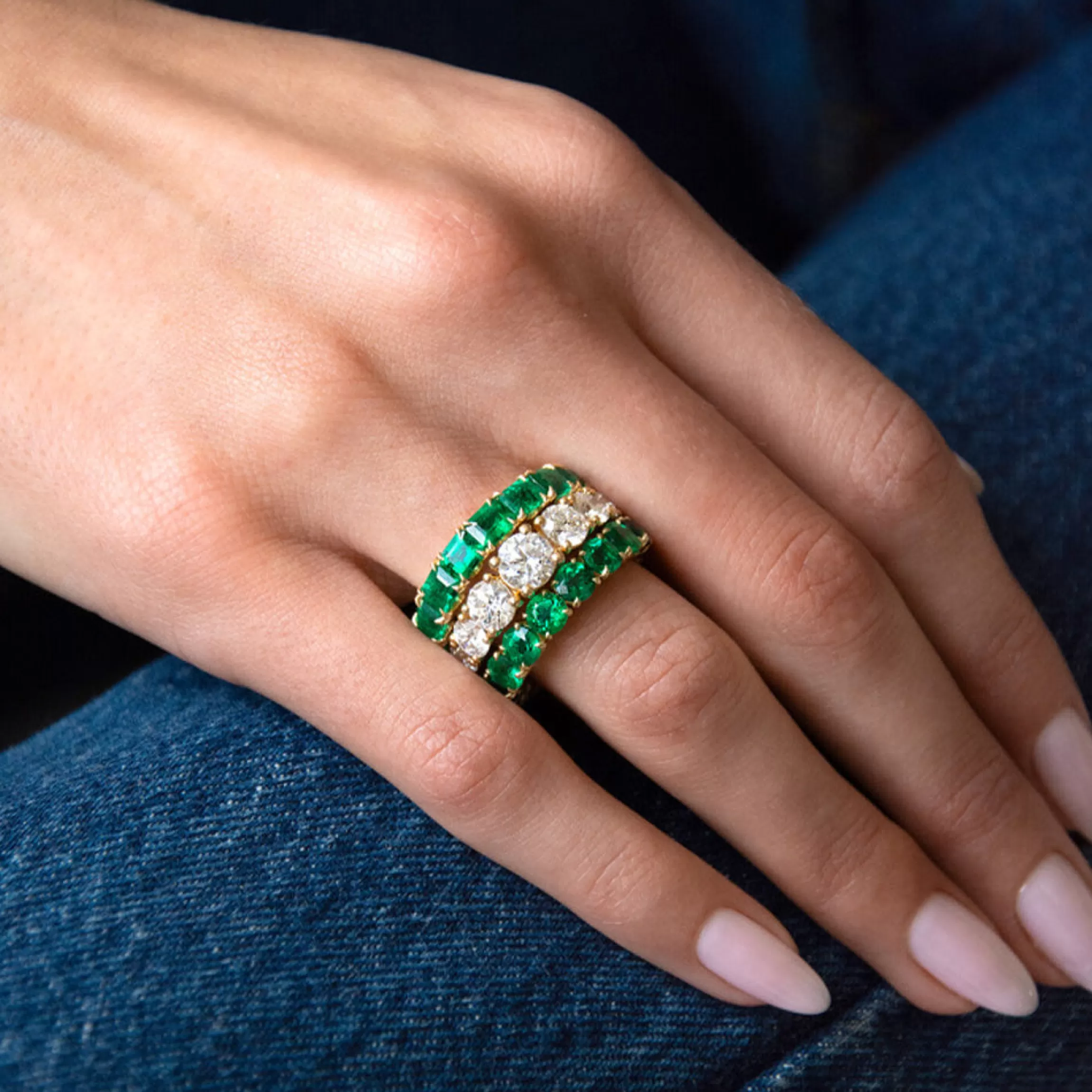 Anita Ko EMERALD CUT EMERALD HALF BAND