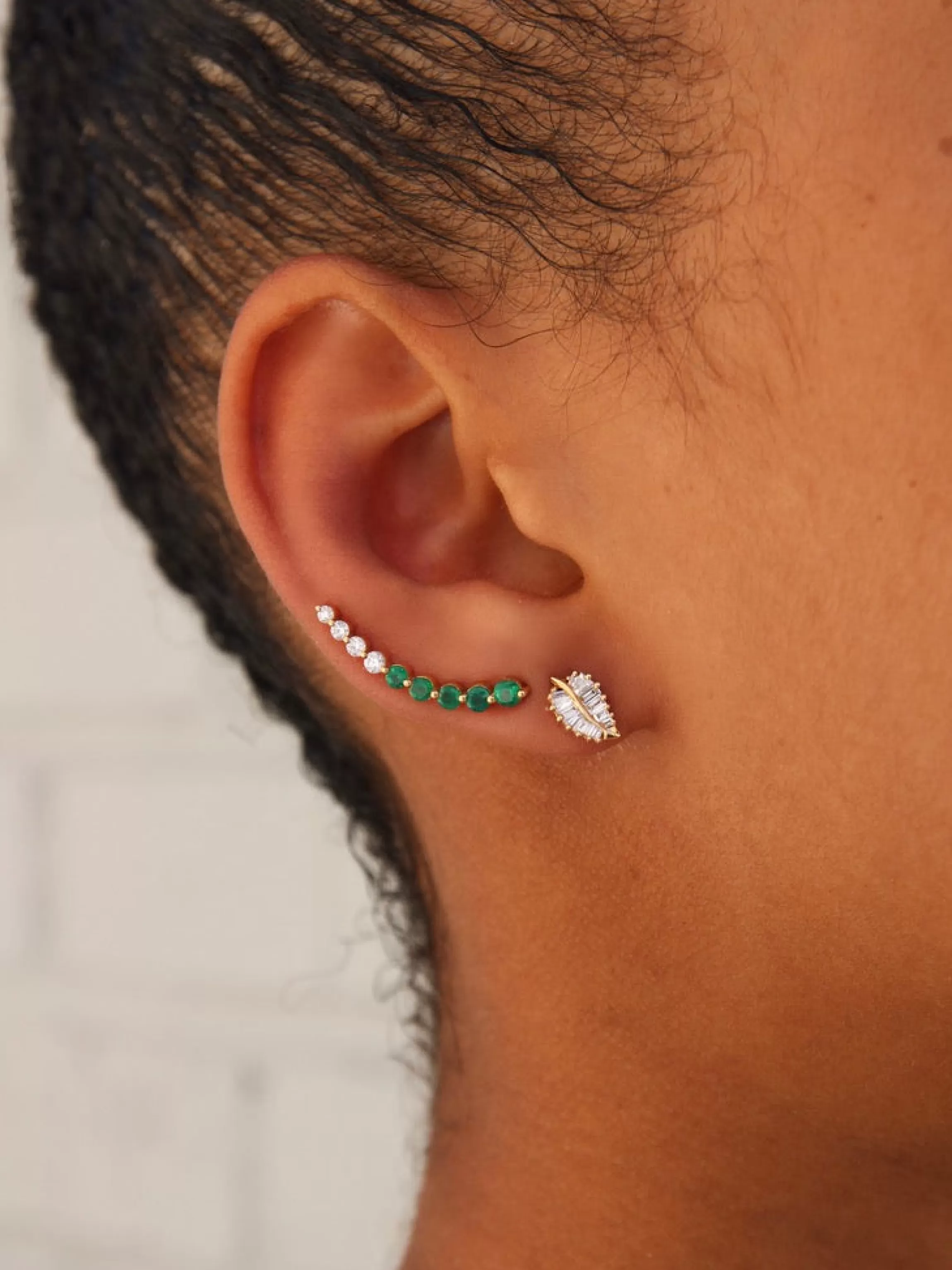 Anita Ko FLOATING DIAMOND AND EMERALD EARRING