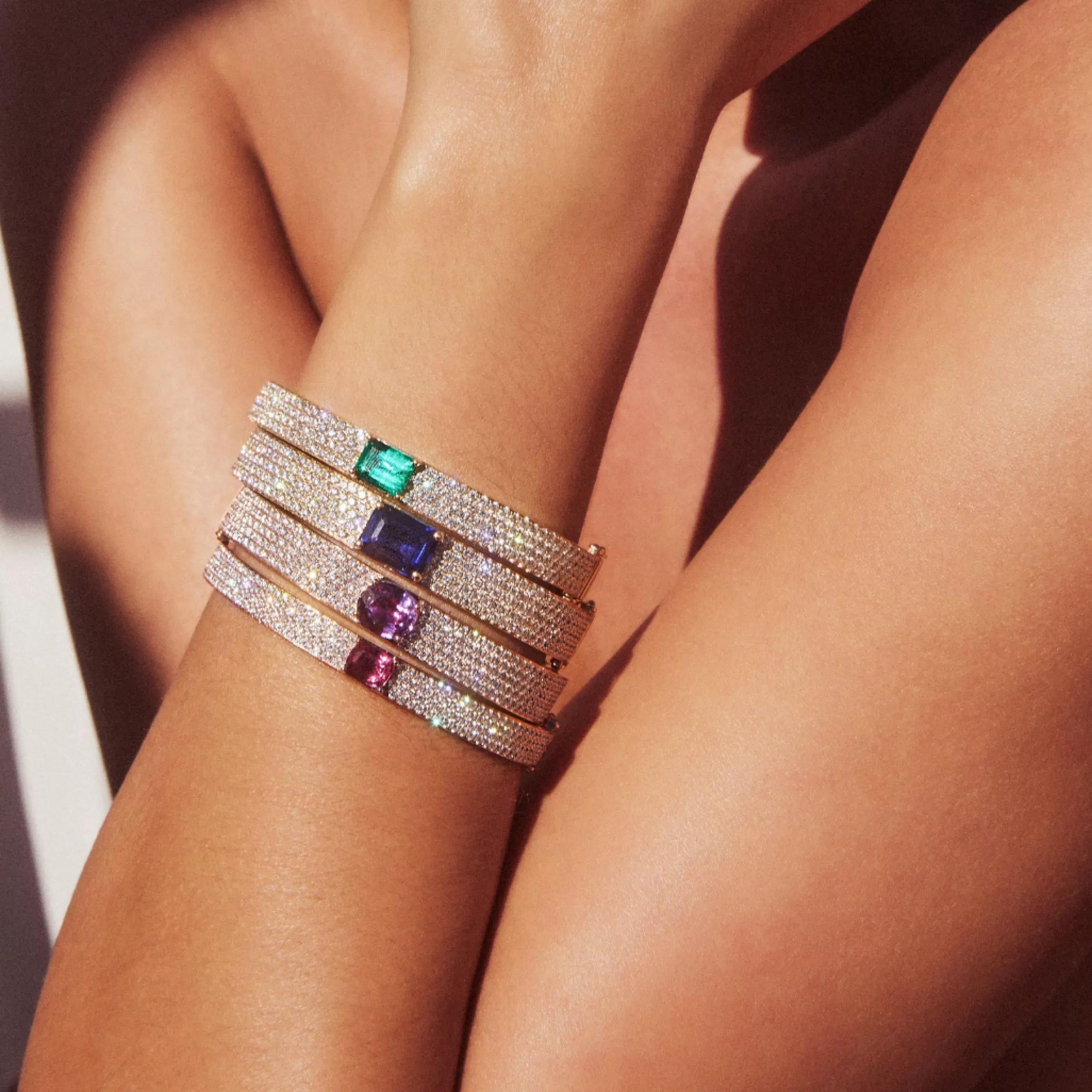 Anita Ko PAVÉ DIAMOND OVAL BRACELET WITH EMERALD CUT BLUE SAPPHIRE CENTER