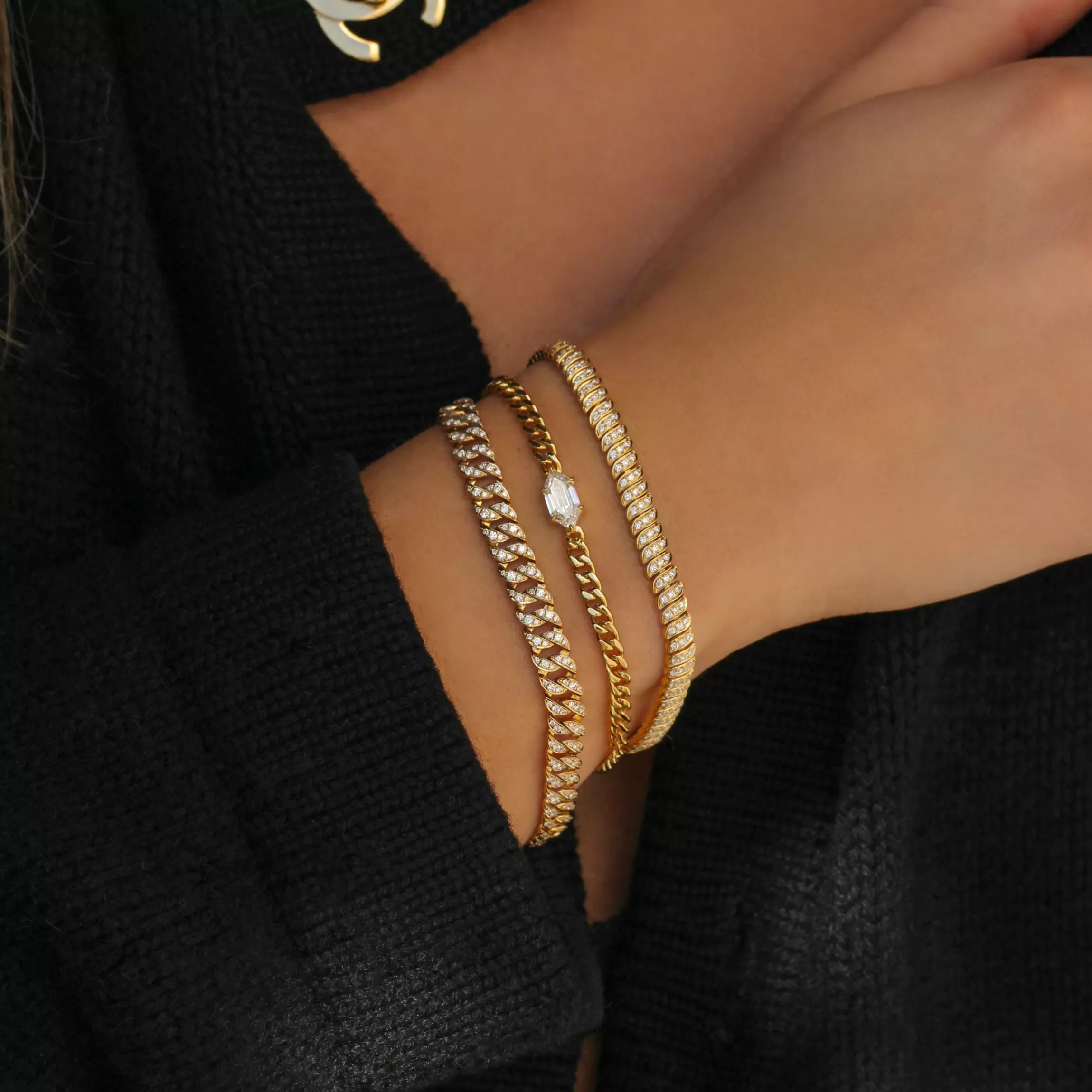 Anita Ko SMALL CUBAN LINK BRACELET WITH ELONGATED HEXAGON KITE DIAMOND CENTER