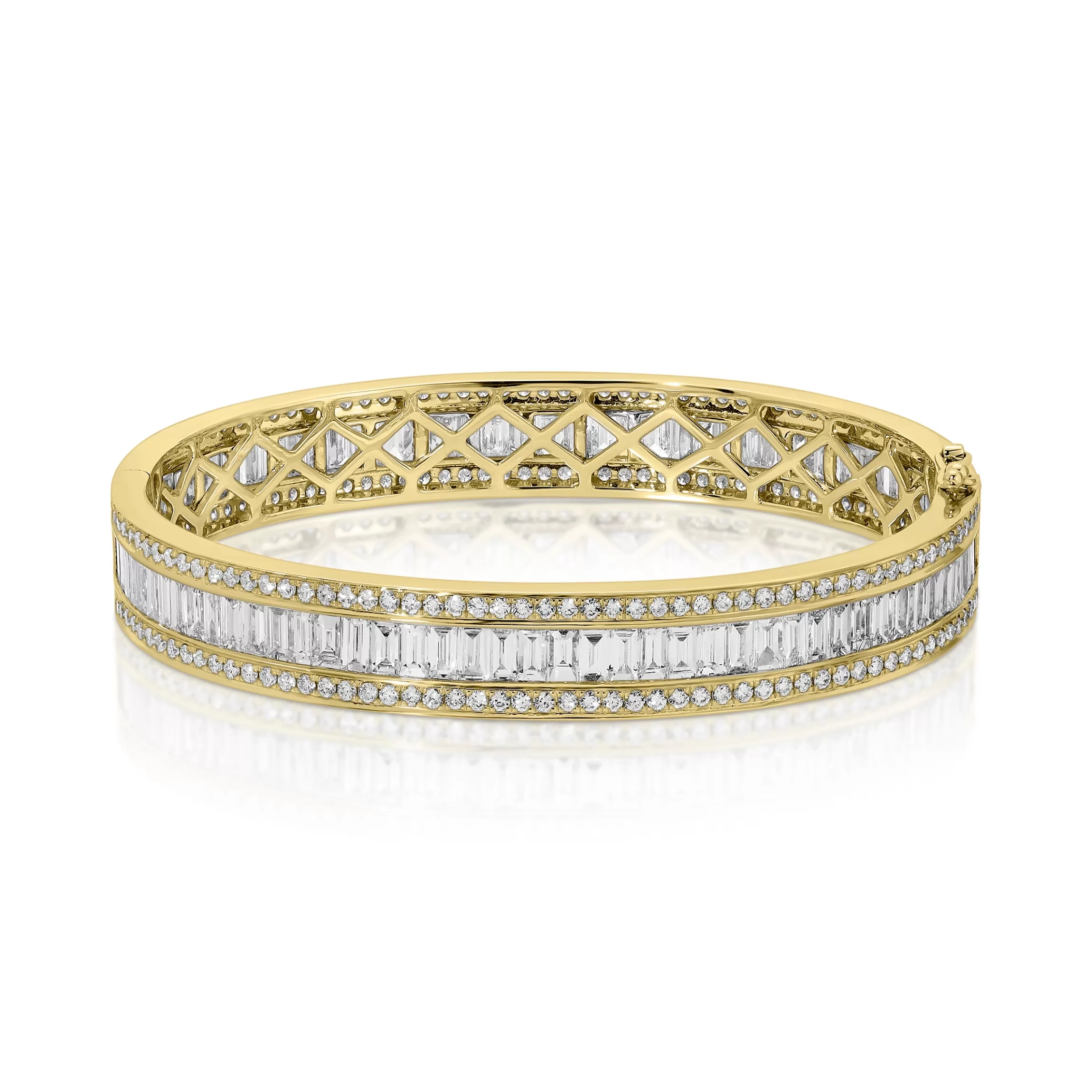 Anita Ko STACKED DIAMOND OVAL BANGLE