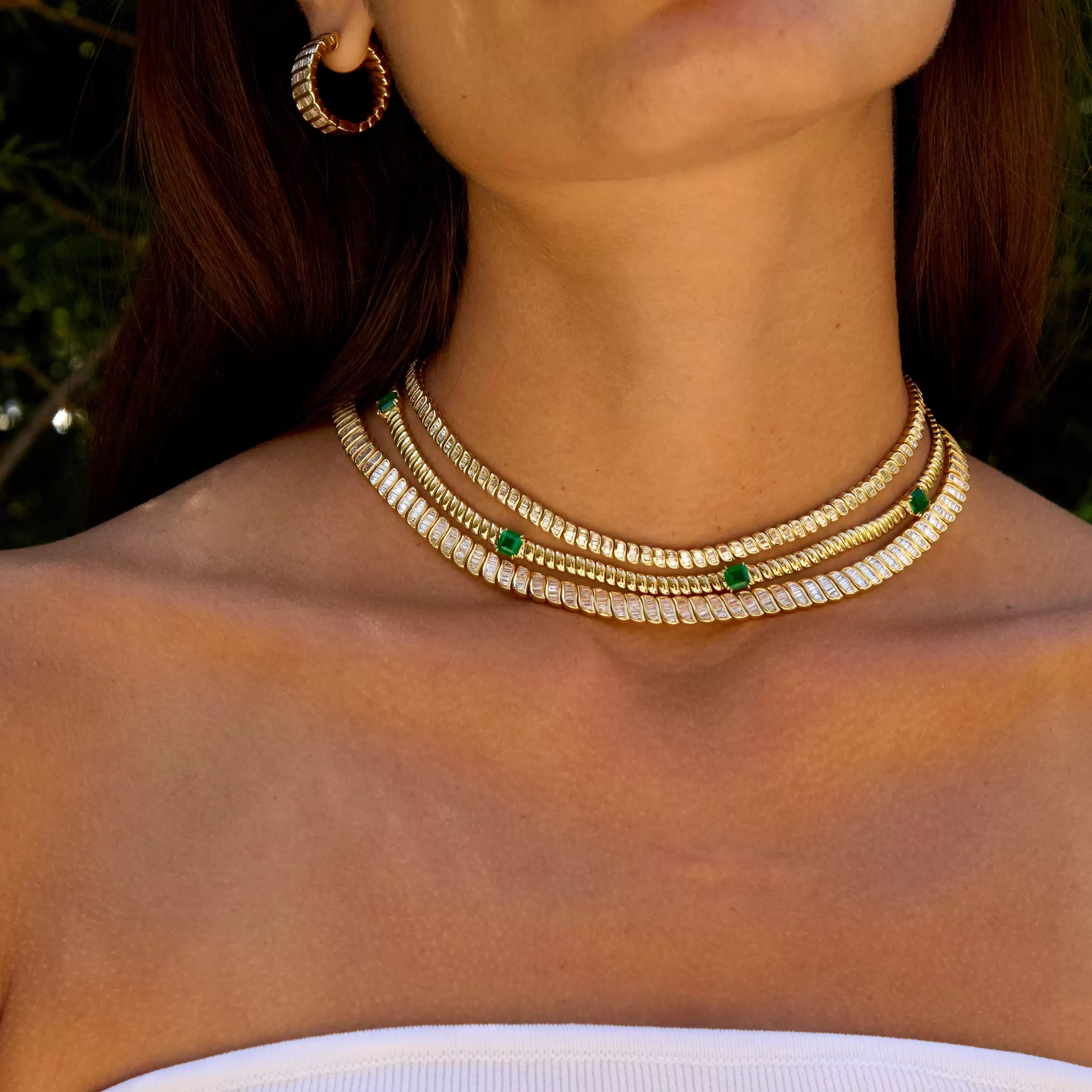 Anita Ko THIN ZOE CHOKER WITH SQUARE CUT EMERALDS